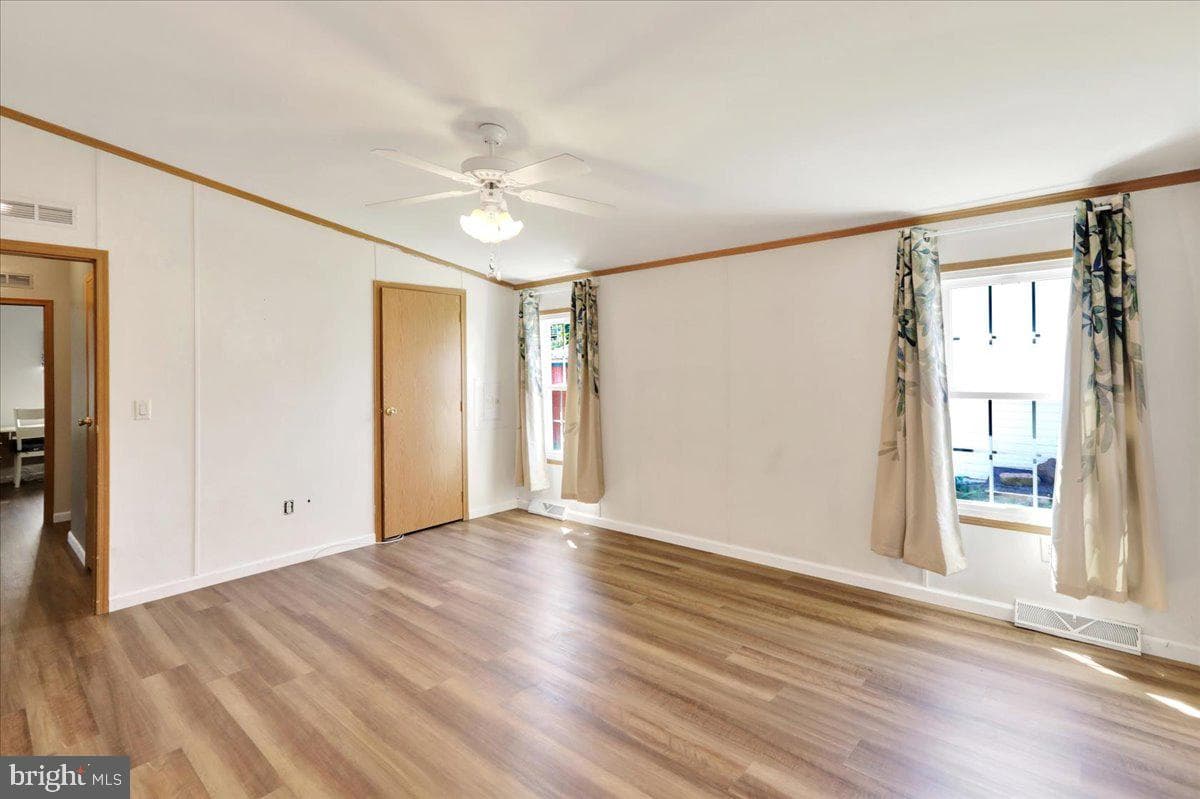 140 Heister Road photo 17