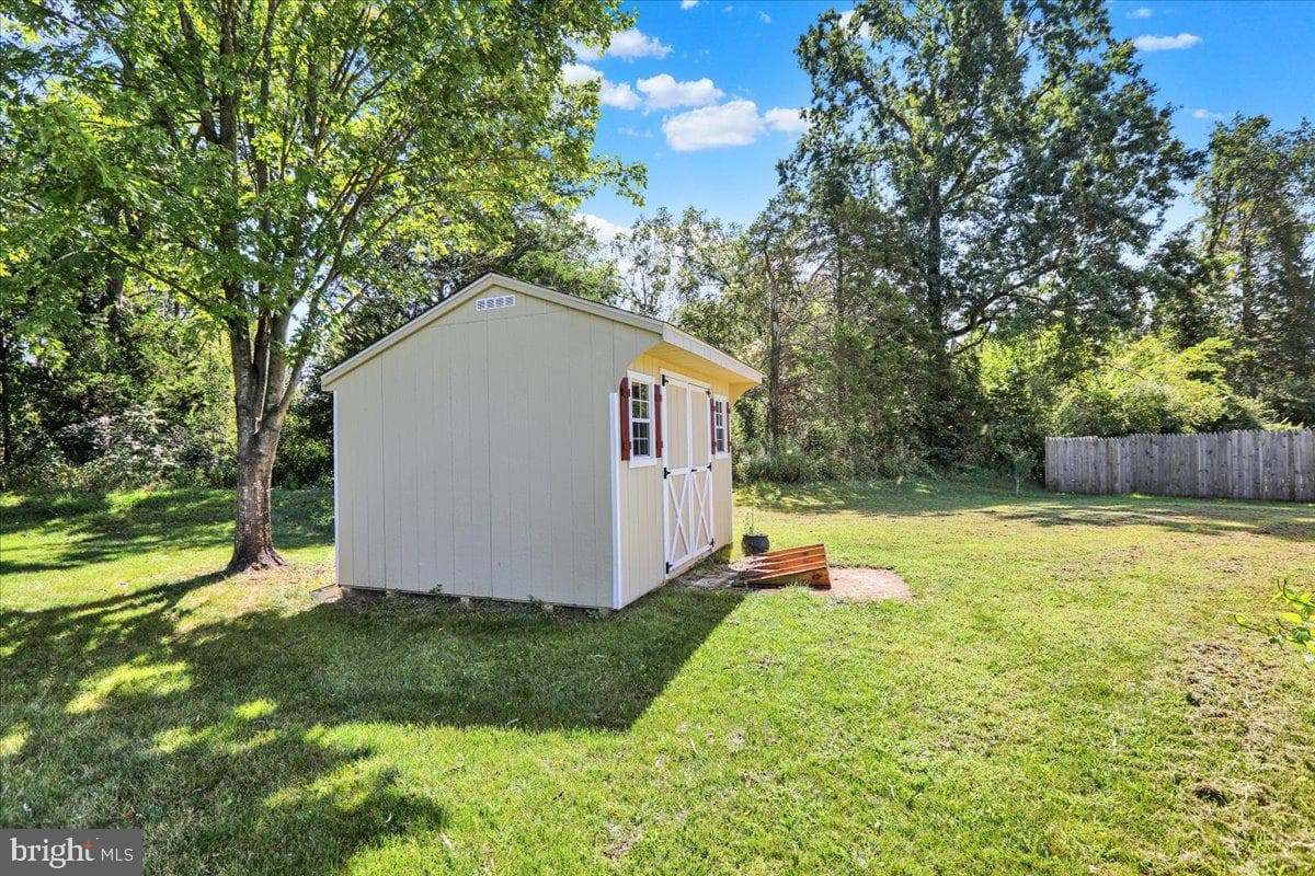 140 Heister Road photo 30