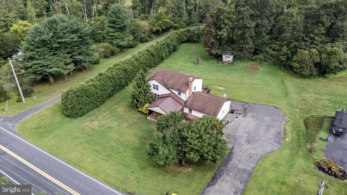 145 Fredericksville Road photo 3