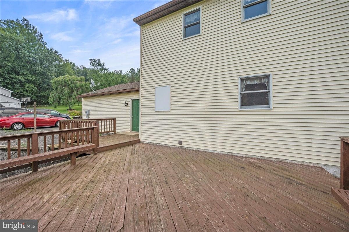 145 Fredericksville Road photo 34