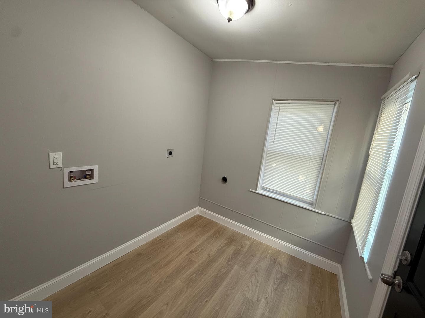 634 Mulberry Street photo 11
