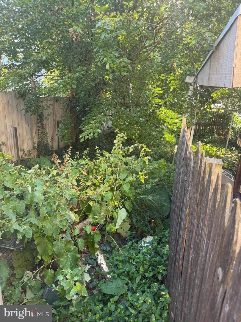 634 Mulberry Street photo 28