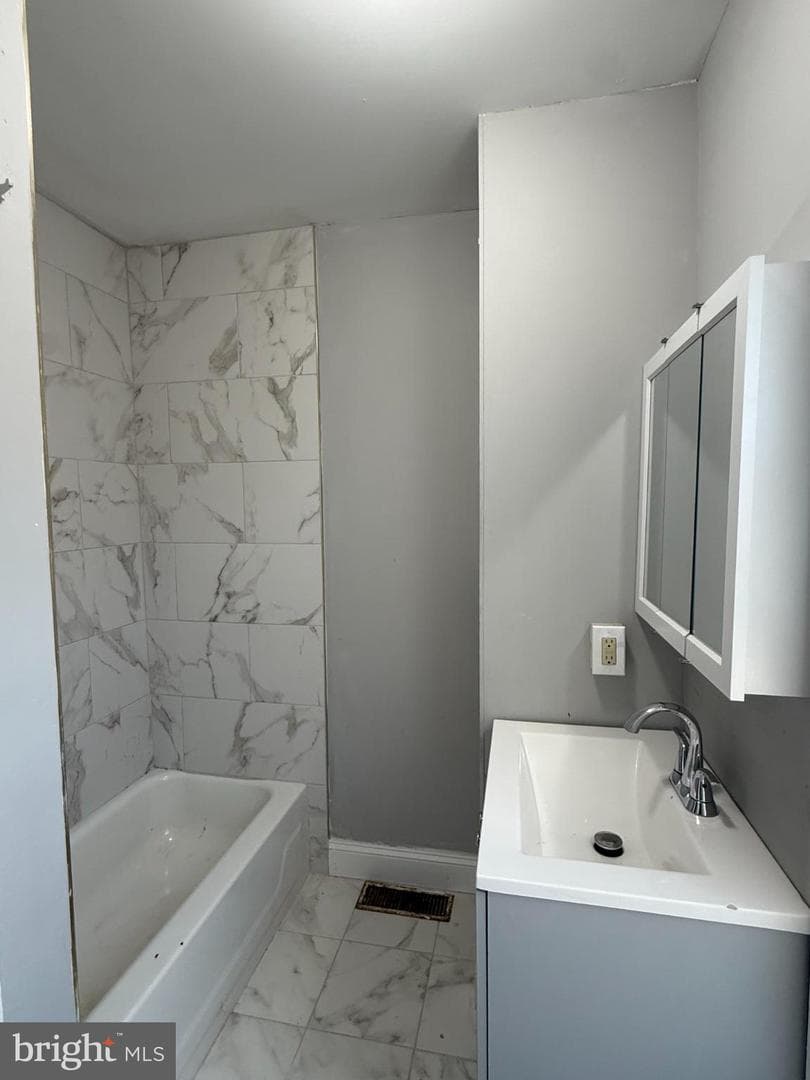 634 Mulberry Street photo 6
