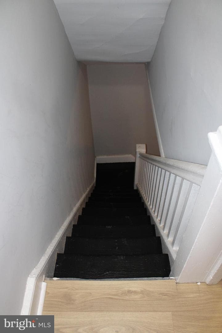 634 Mulberry Street photo 9