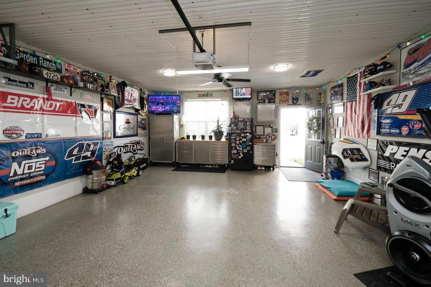 211 Silk Drive photo 33