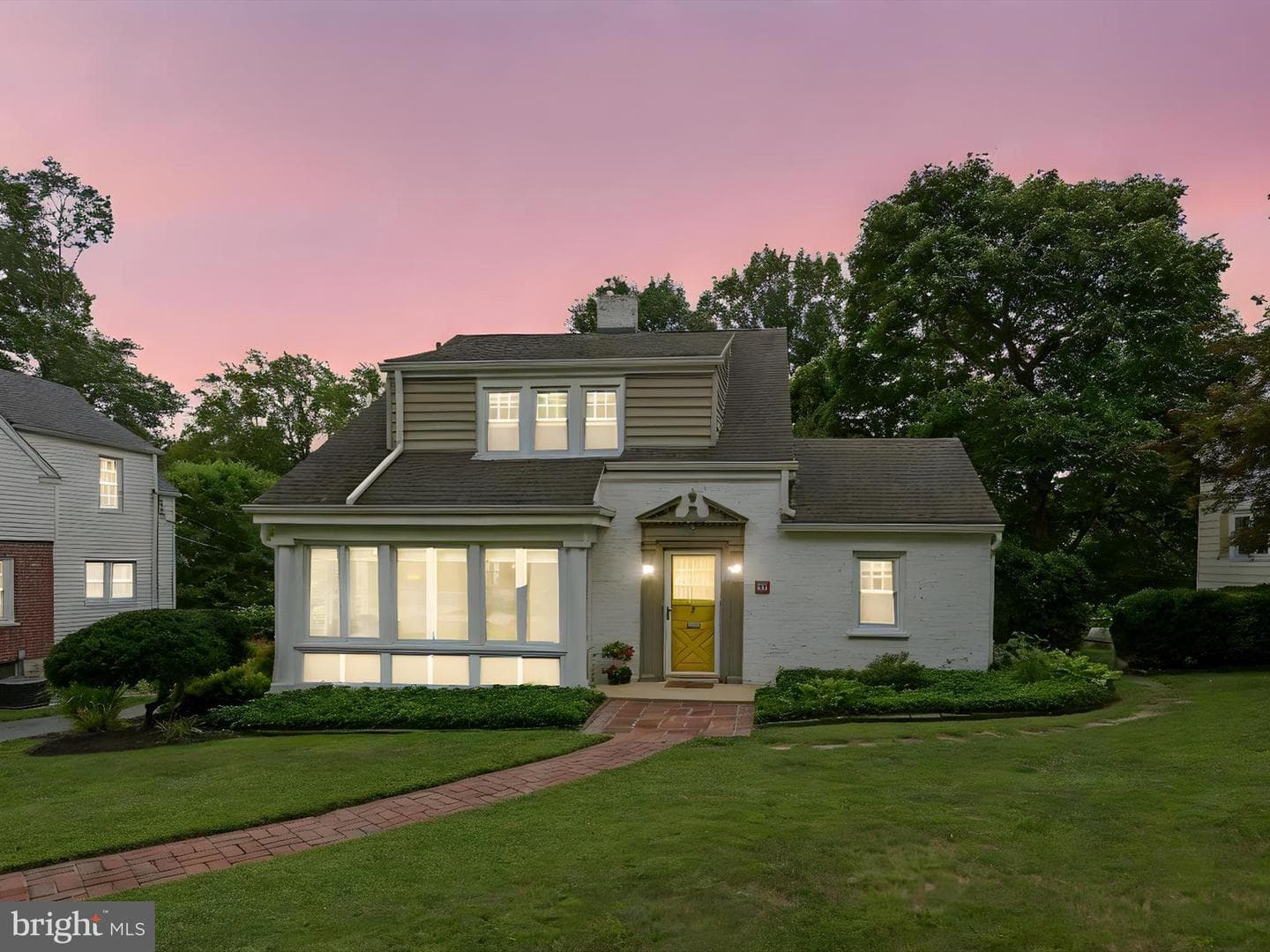 32 Wyomissing Hills Boulevard photo 2