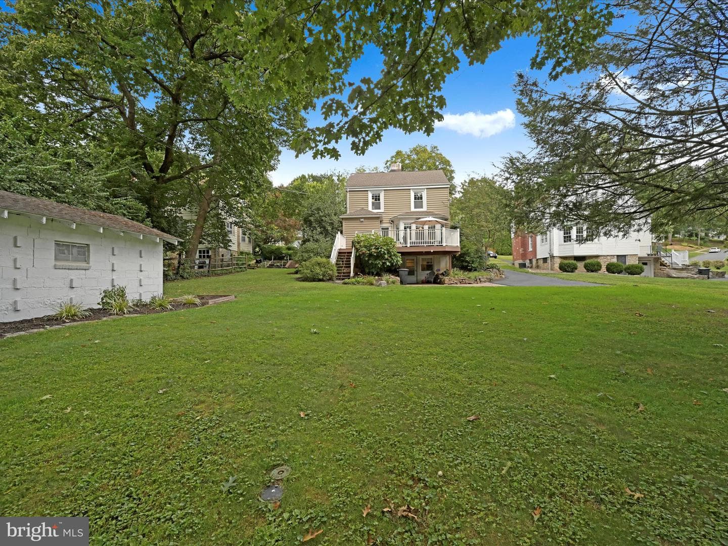 32 Wyomissing Hills Boulevard photo 34