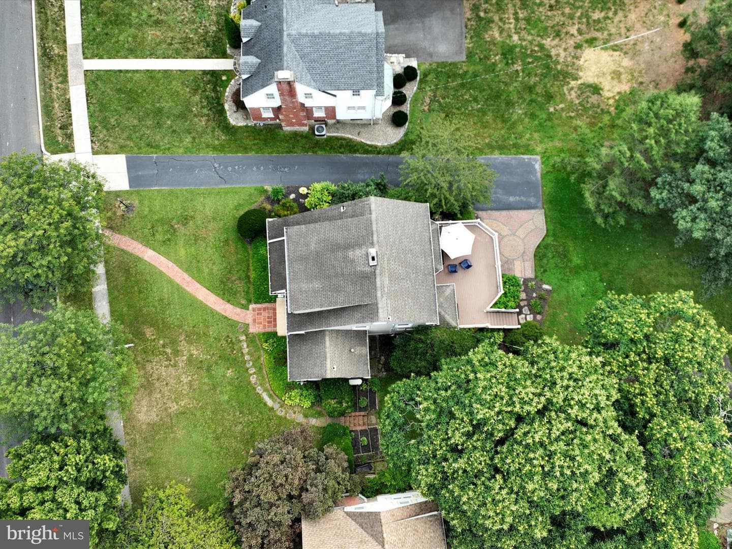 32 Wyomissing Hills Boulevard photo 39