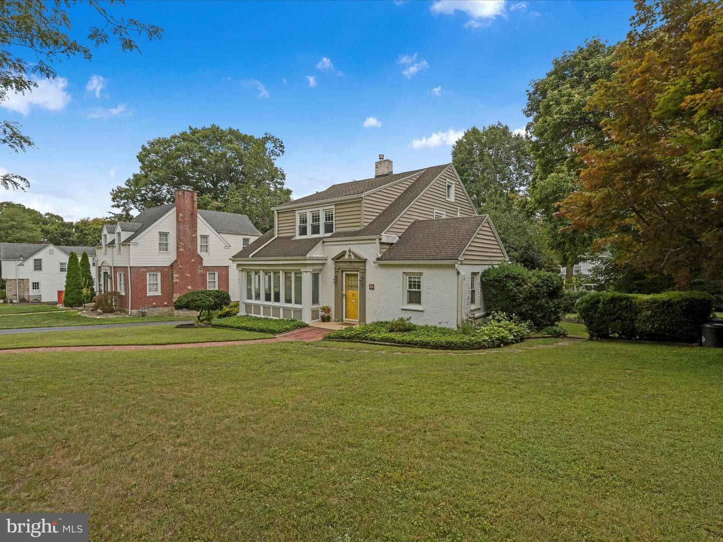32 Wyomissing Hills Boulevard photo 4