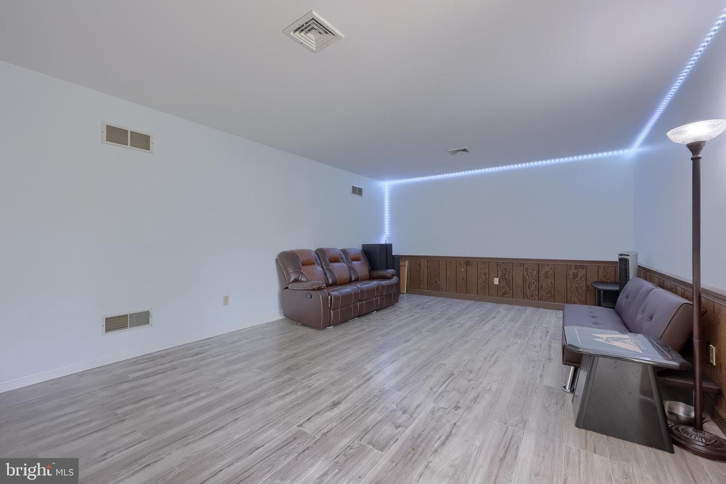 106 Delta Court photo 46