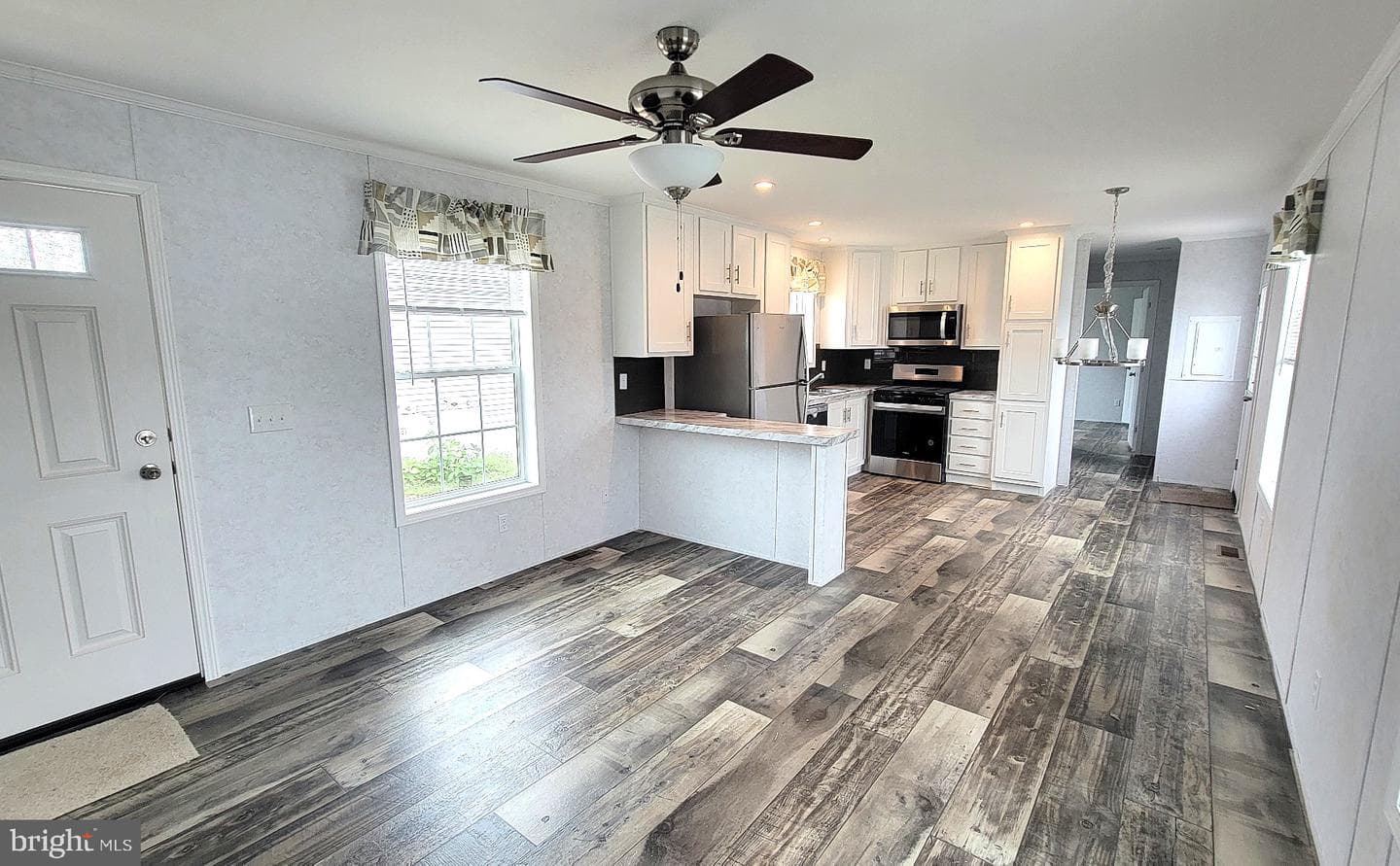 14 Charles Avenue photo 7