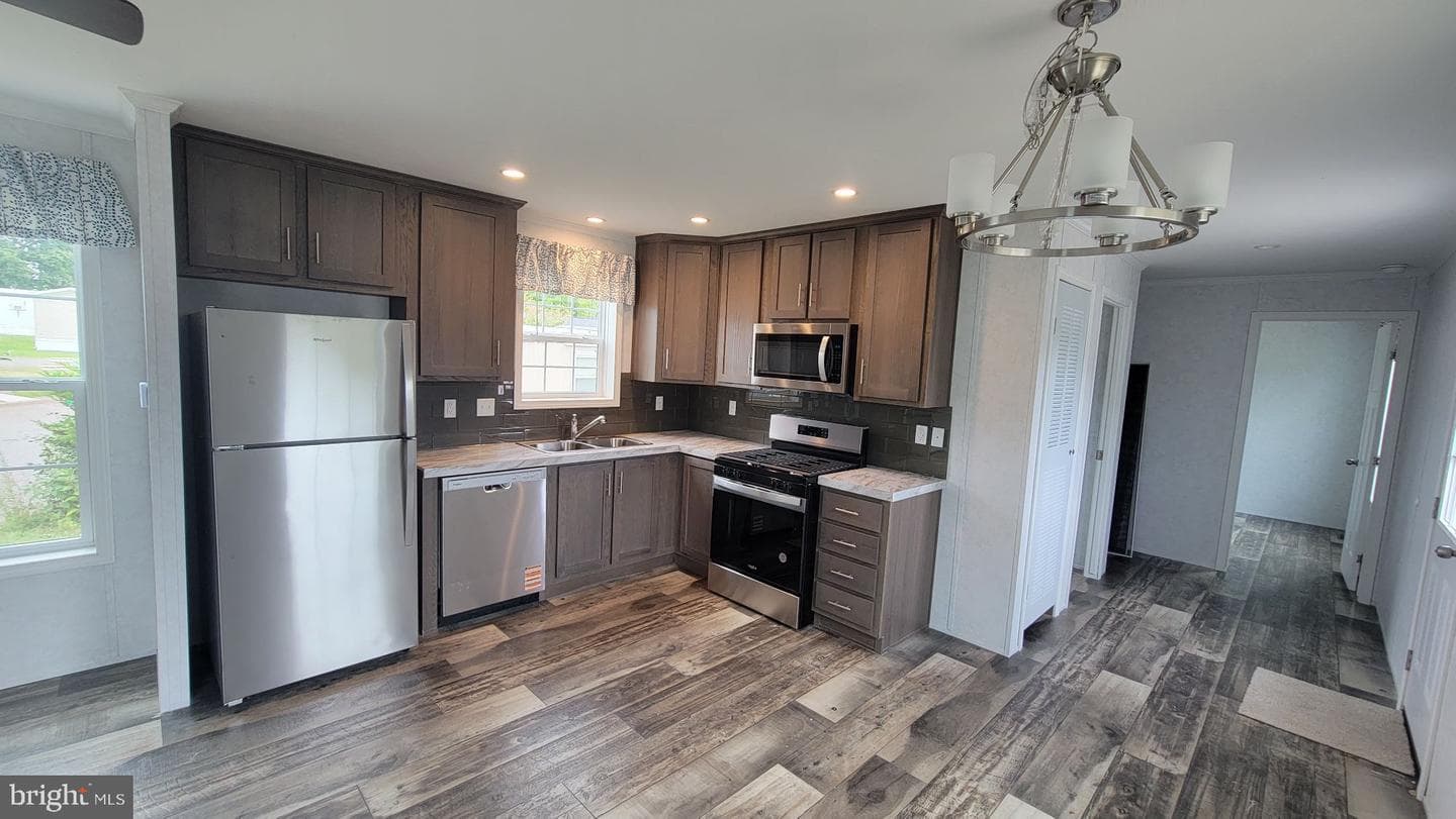 26 Joseph Avenue photo 4