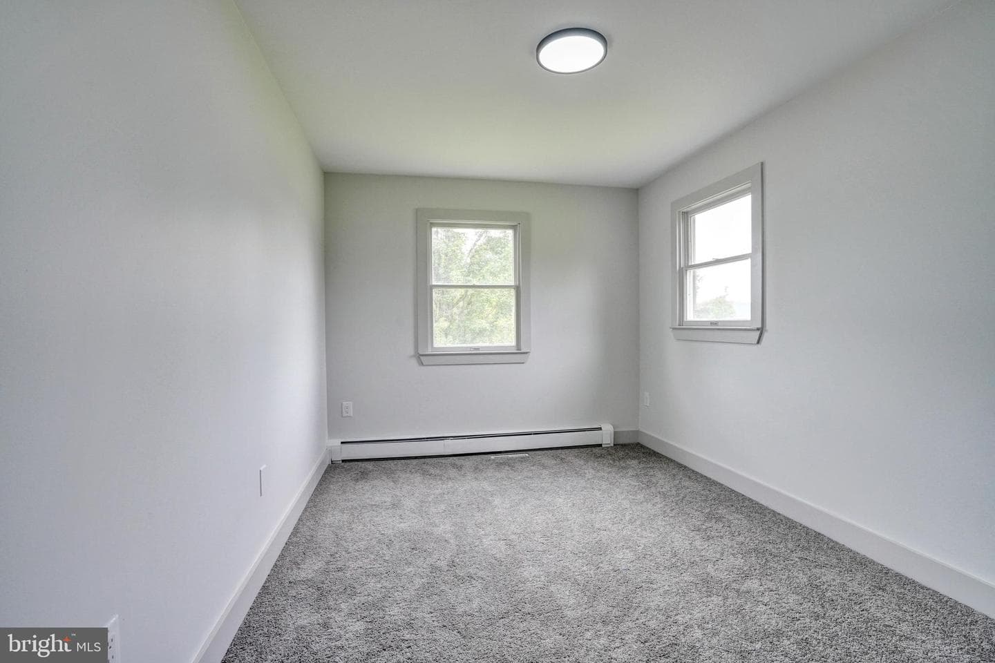 125 Rugby Road photo 46