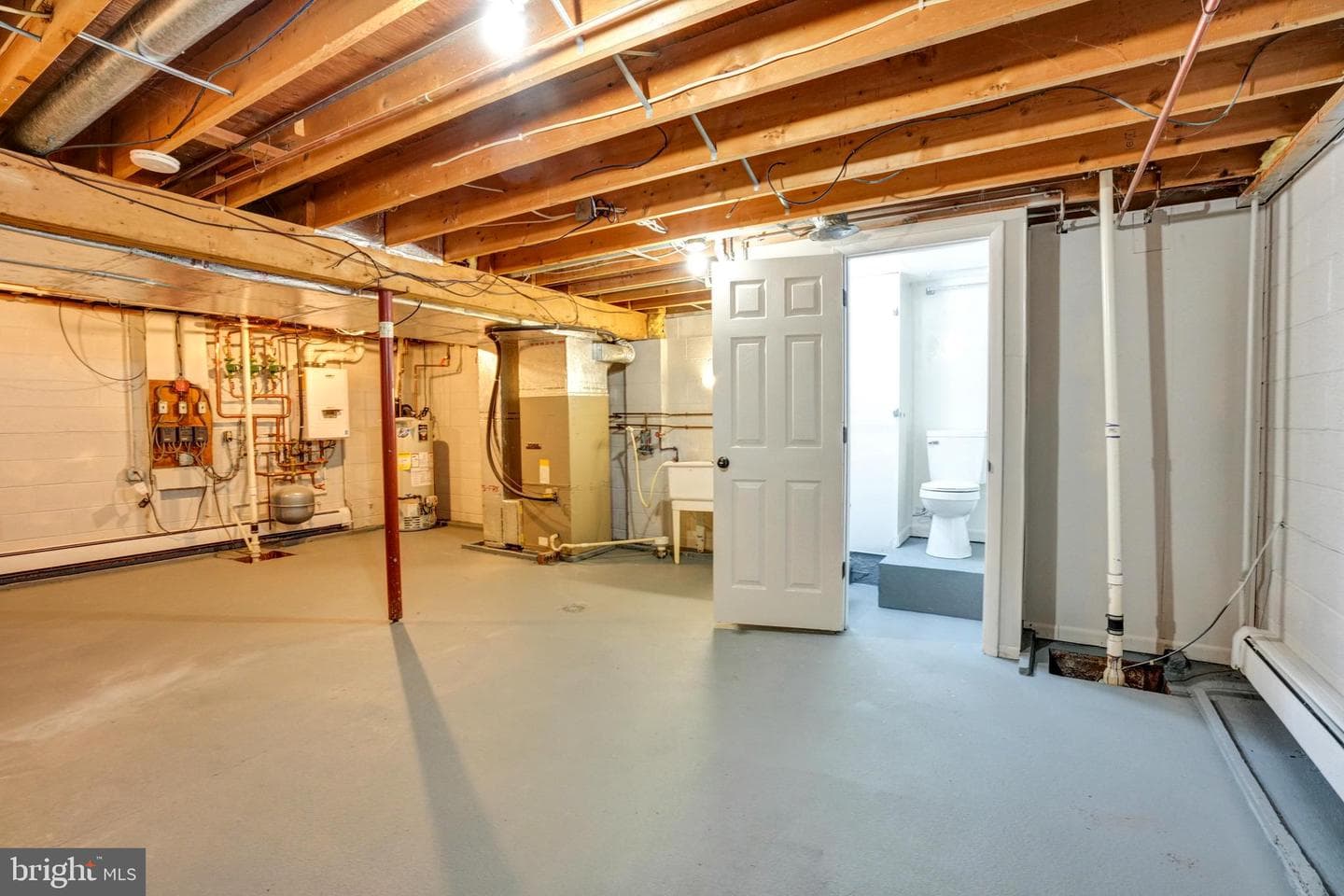 125 Rugby Road photo 58