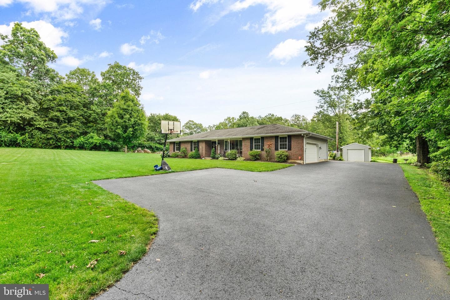 494 Weinsteiger Road photo 2