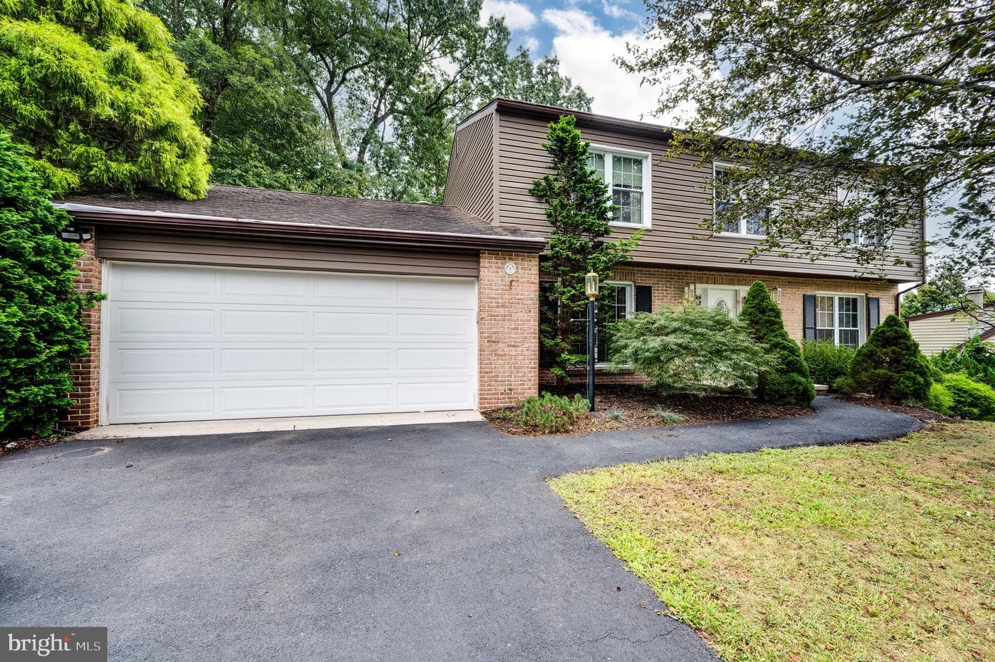 15 Nassau Circle