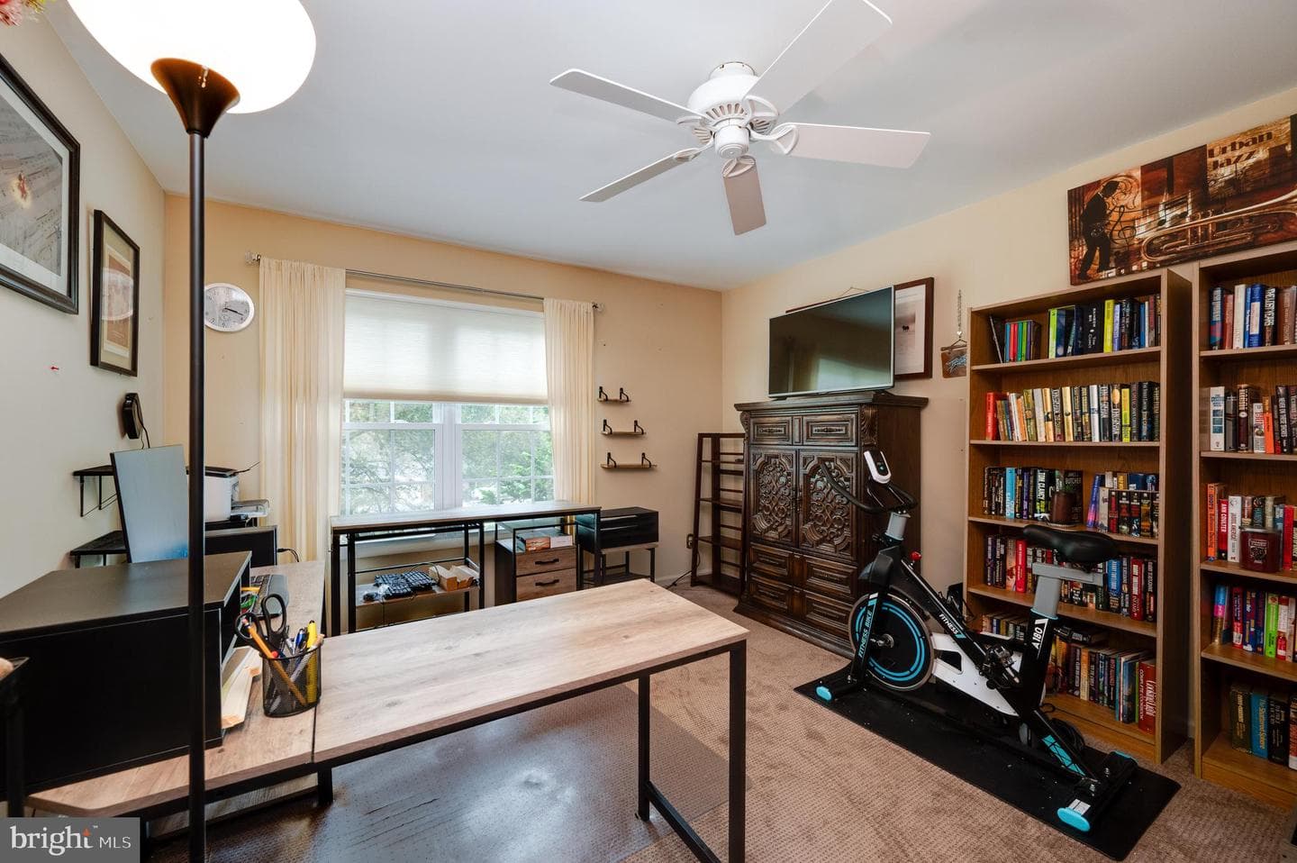 15 Nassau Circle photo 28