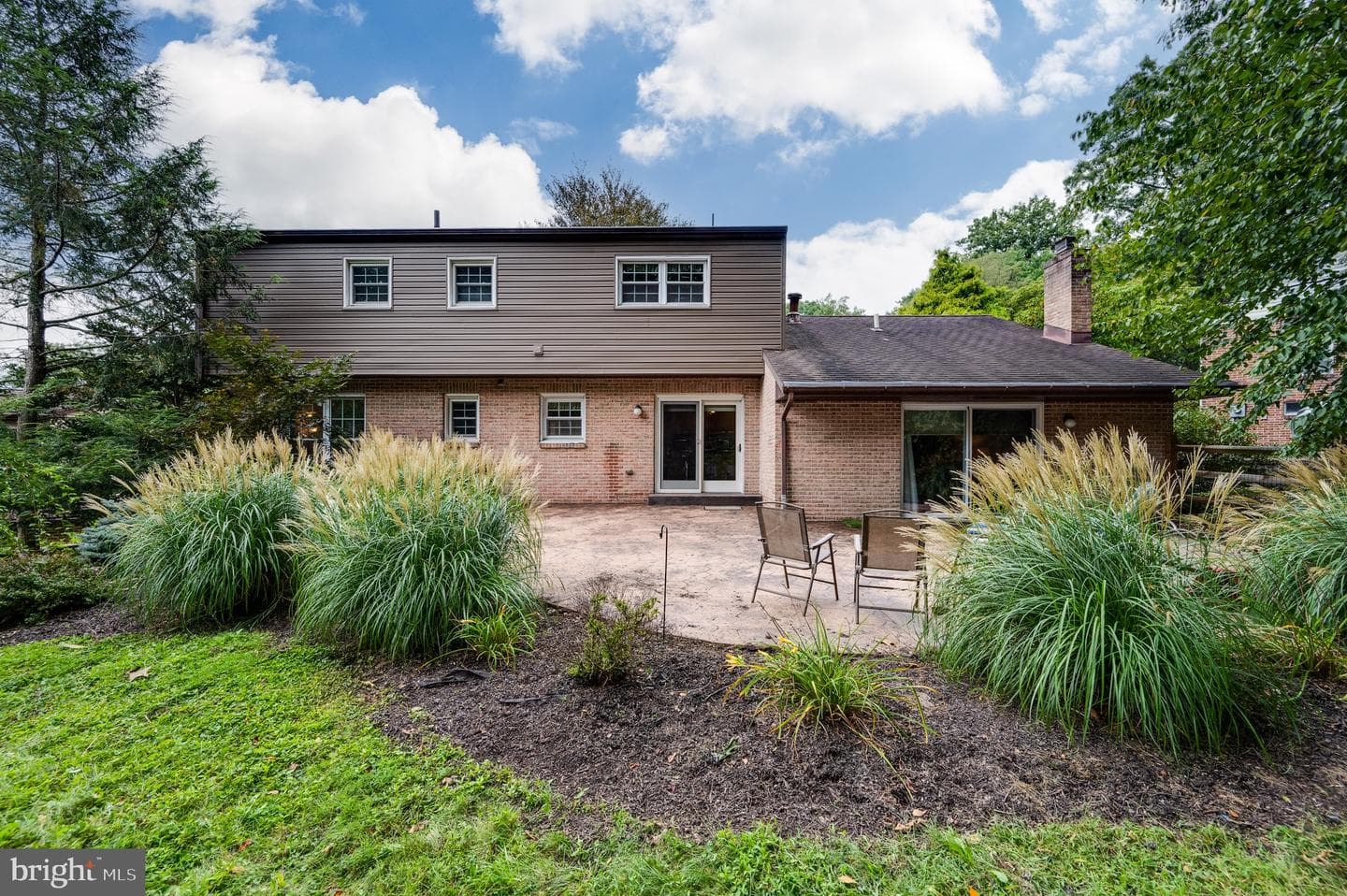 15 Nassau Circle photo 38
