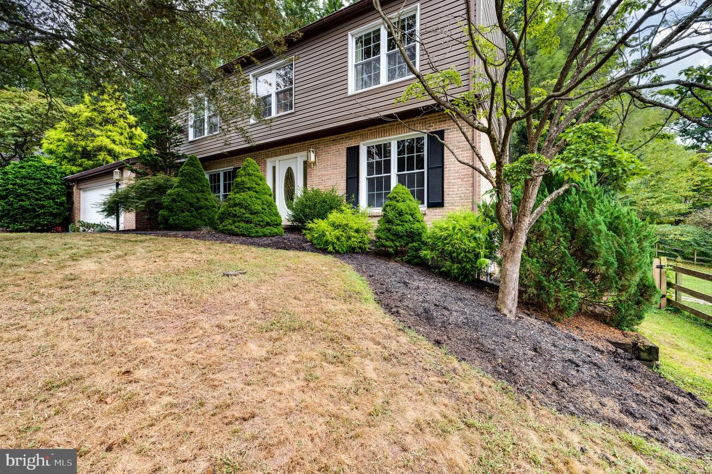 15 Nassau Circle photo 4