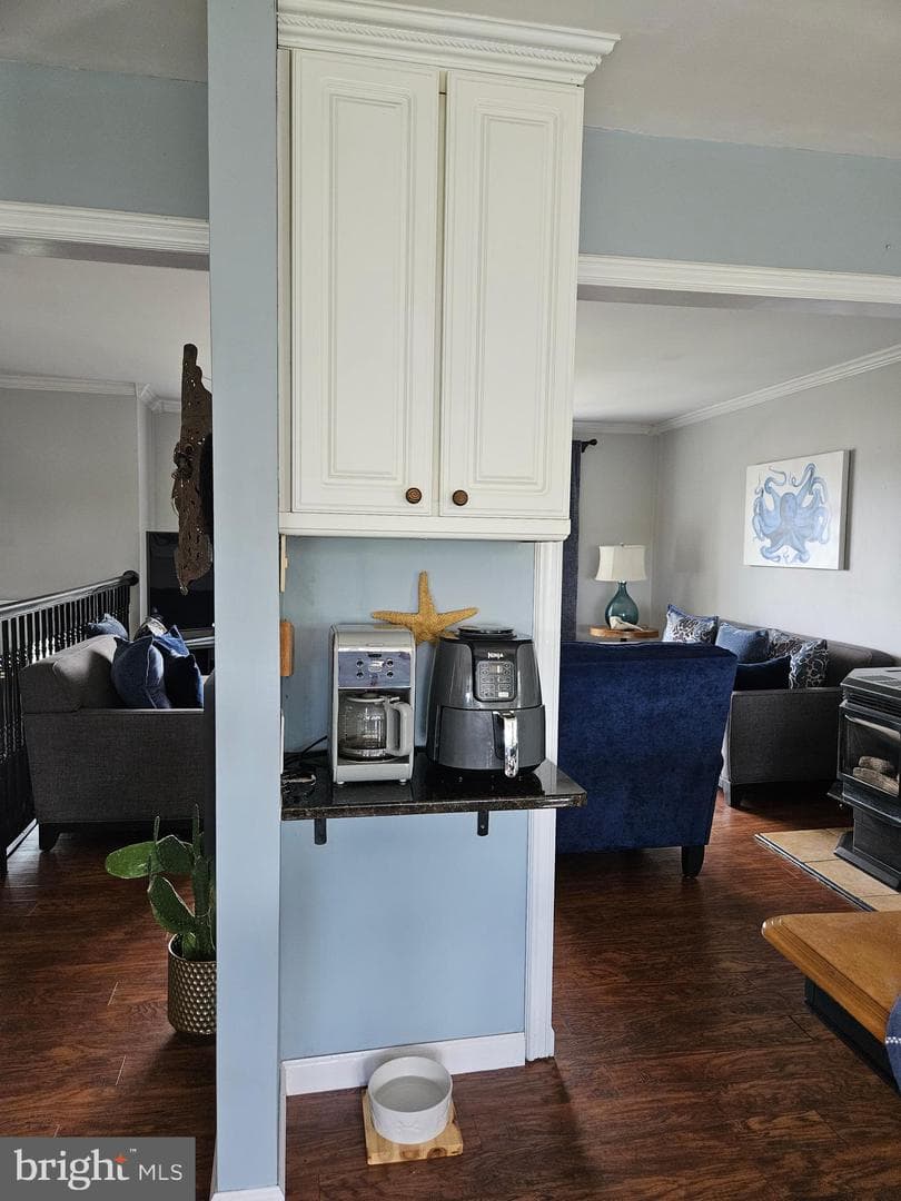 106 Hoch Avenue photo 16