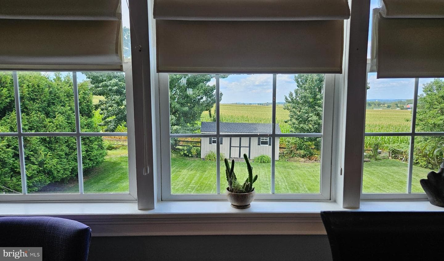 106 Hoch Avenue photo 17