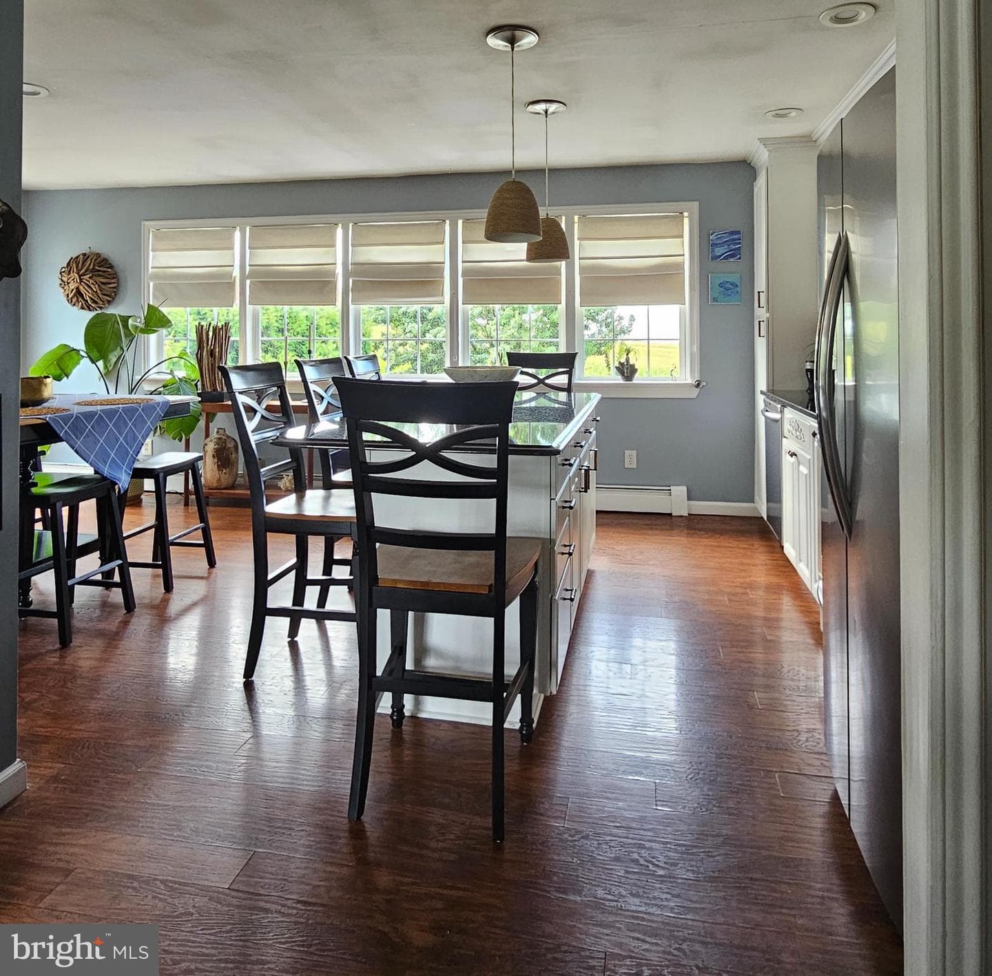 106 Hoch Avenue photo 9