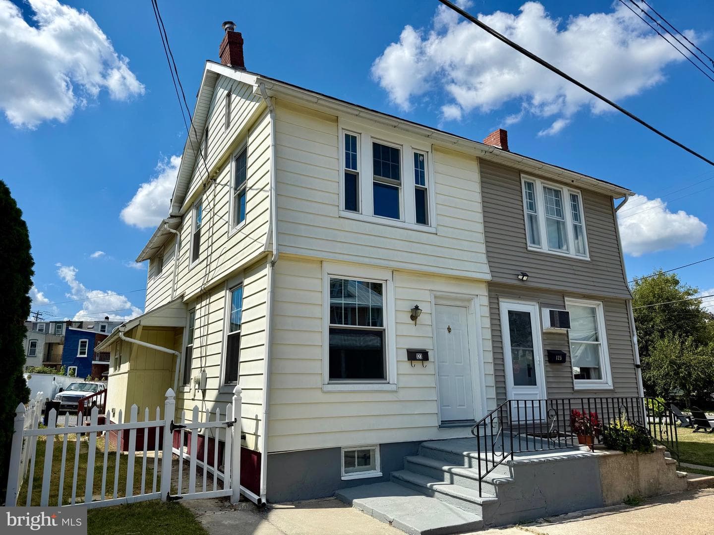 123 N Walnut Street photo 25