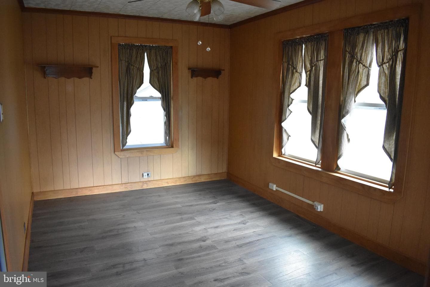 409 Walnut Street photo 6