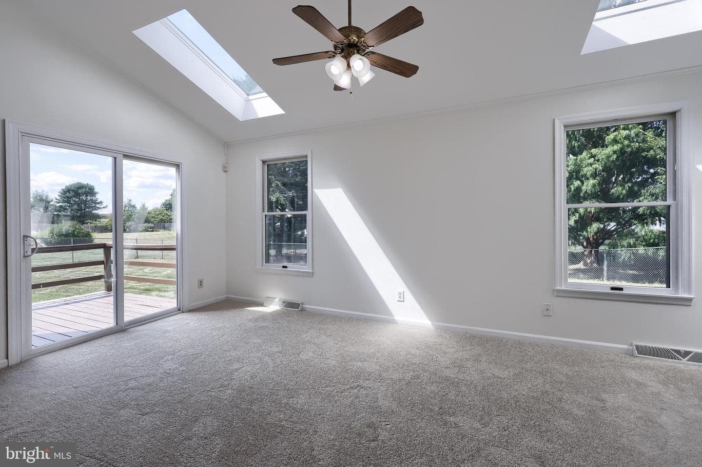 507 Heritage Drive photo 22