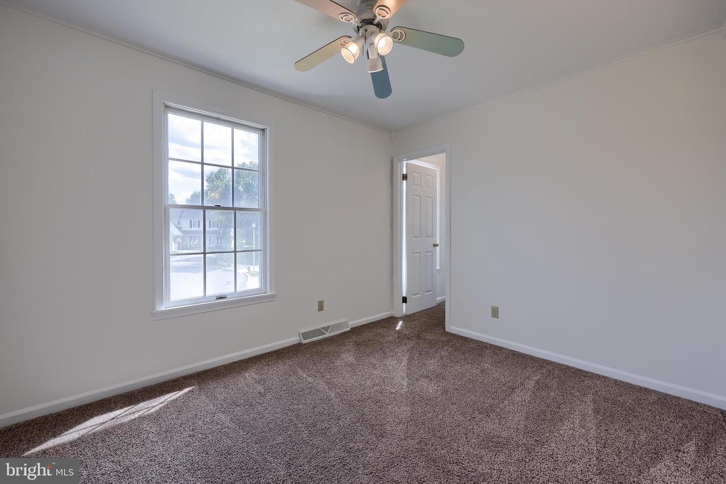 507 Heritage Drive photo 34