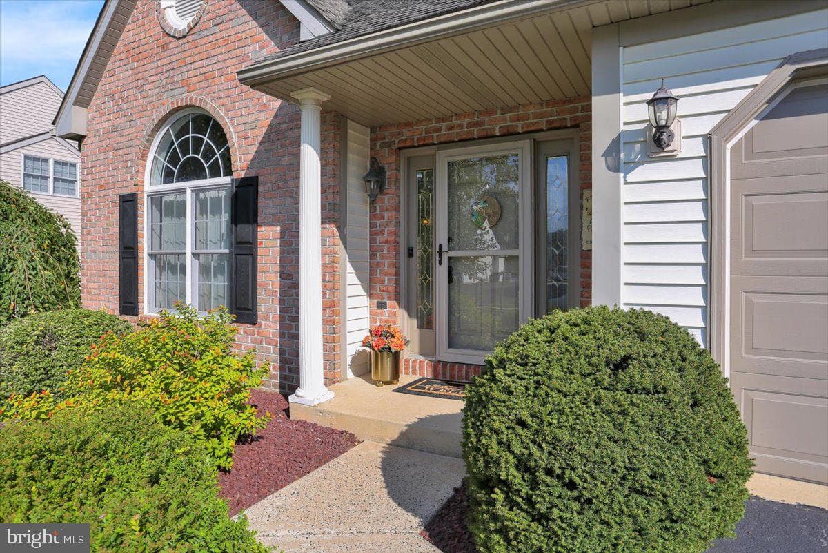 4164 Hill Terrace Drive photo 3
