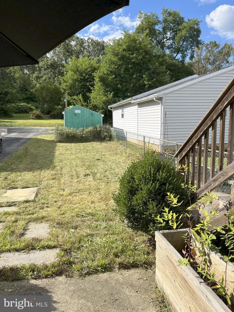 119 Schaeffer Street photo 4