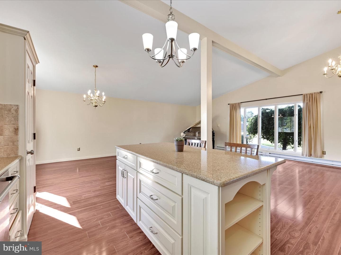 301 Warwick Drive photo 15