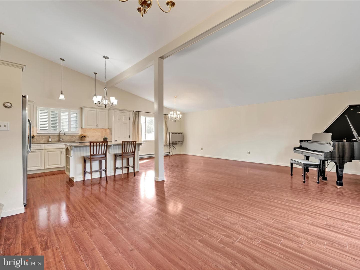 301 Warwick Drive photo 16