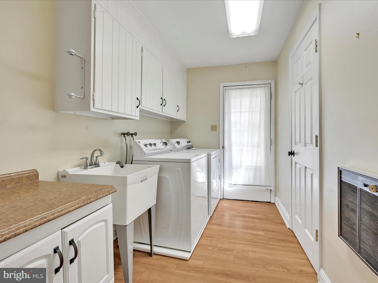 301 Warwick Drive photo 19
