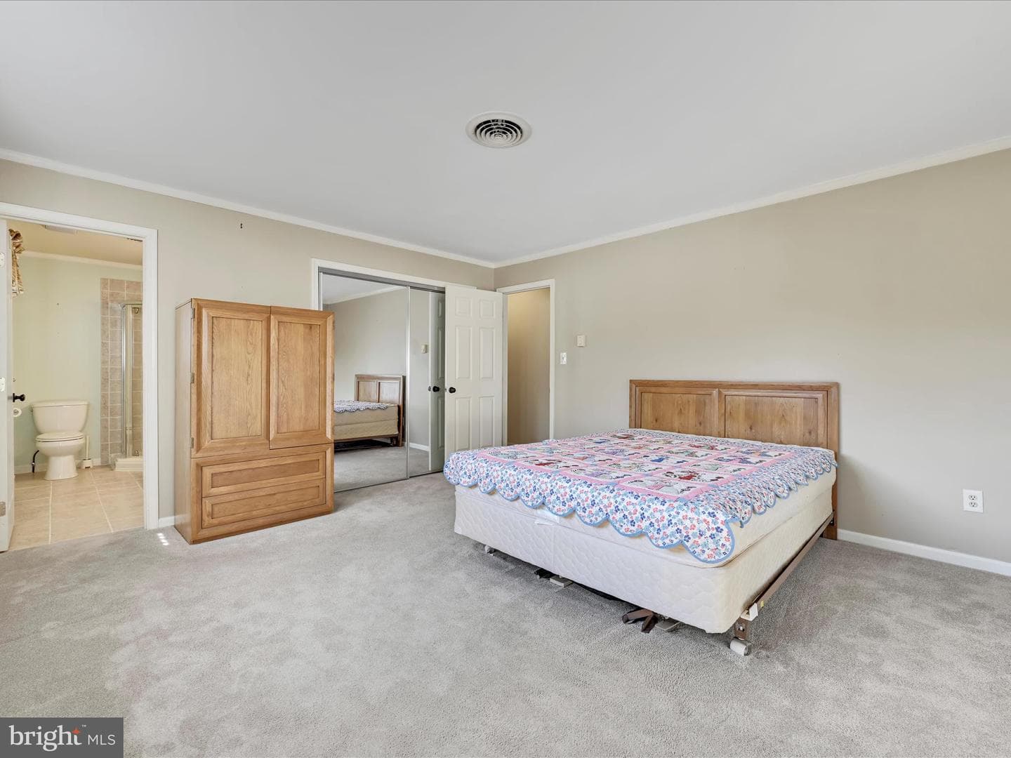 301 Warwick Drive photo 23