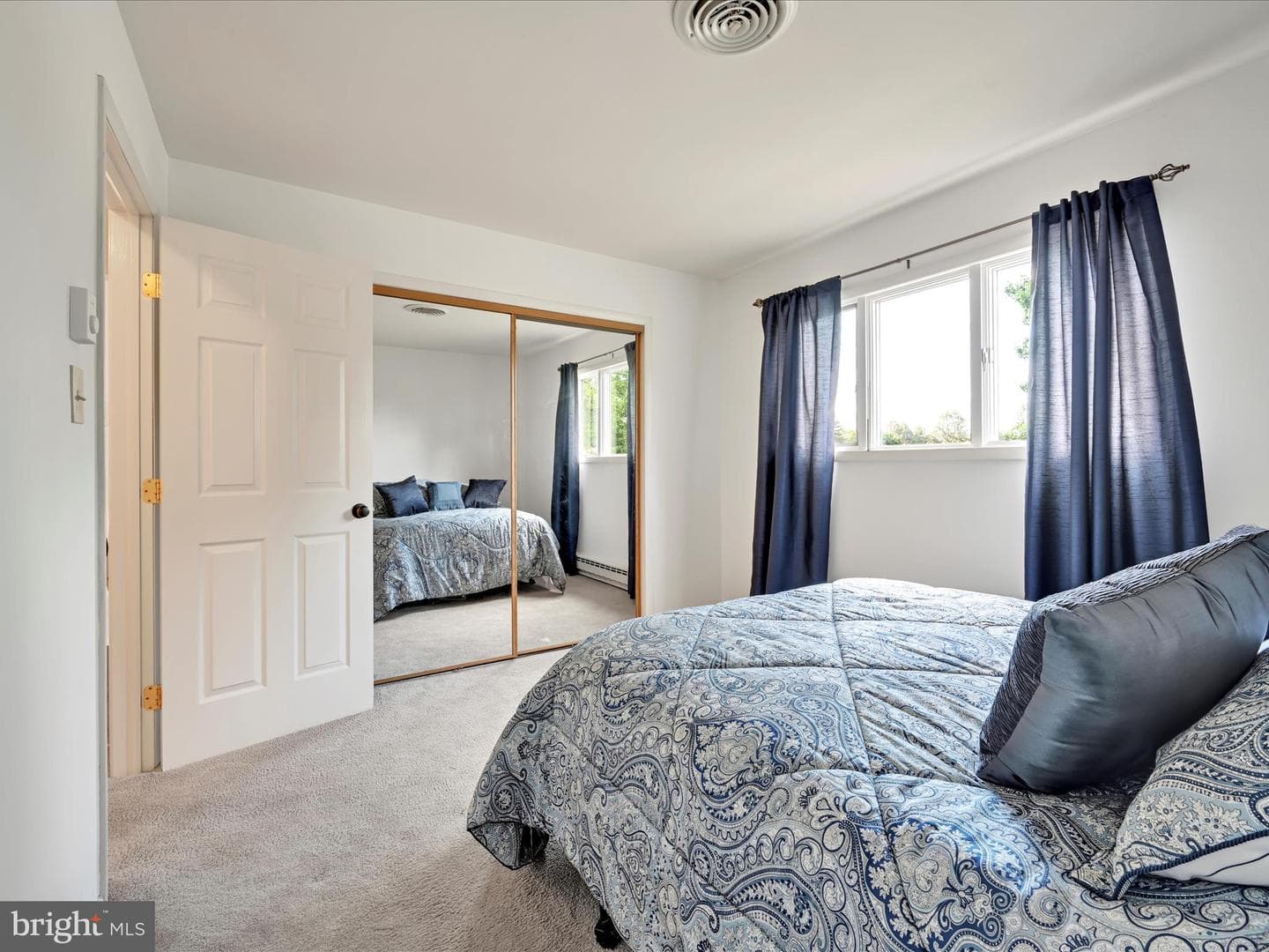 301 Warwick Drive photo 26