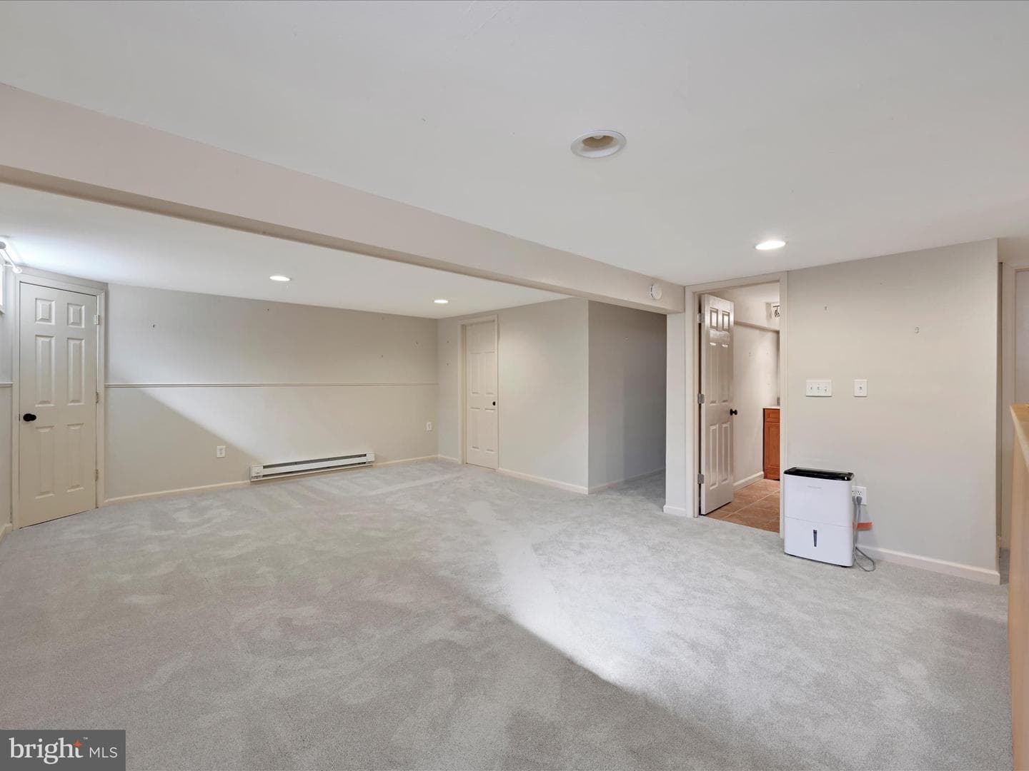 301 Warwick Drive photo 30