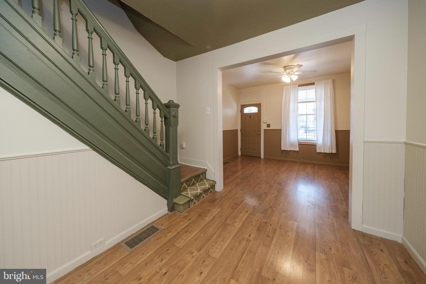 325 Spruce Street photo 12