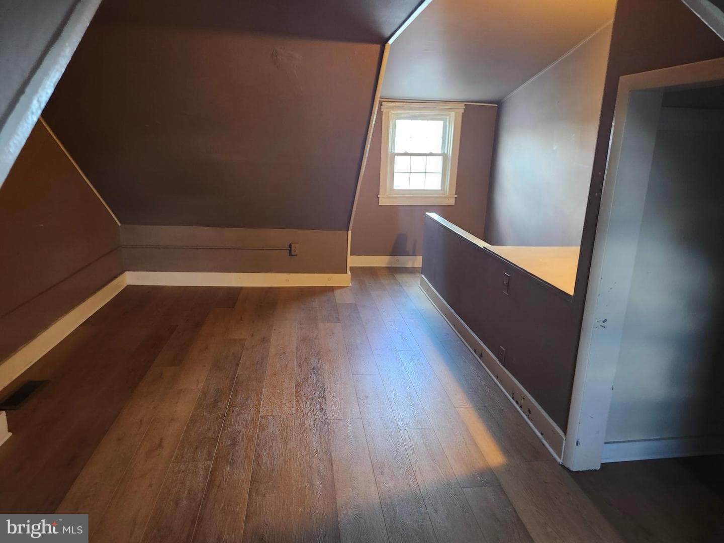 325 Spruce Street photo 15