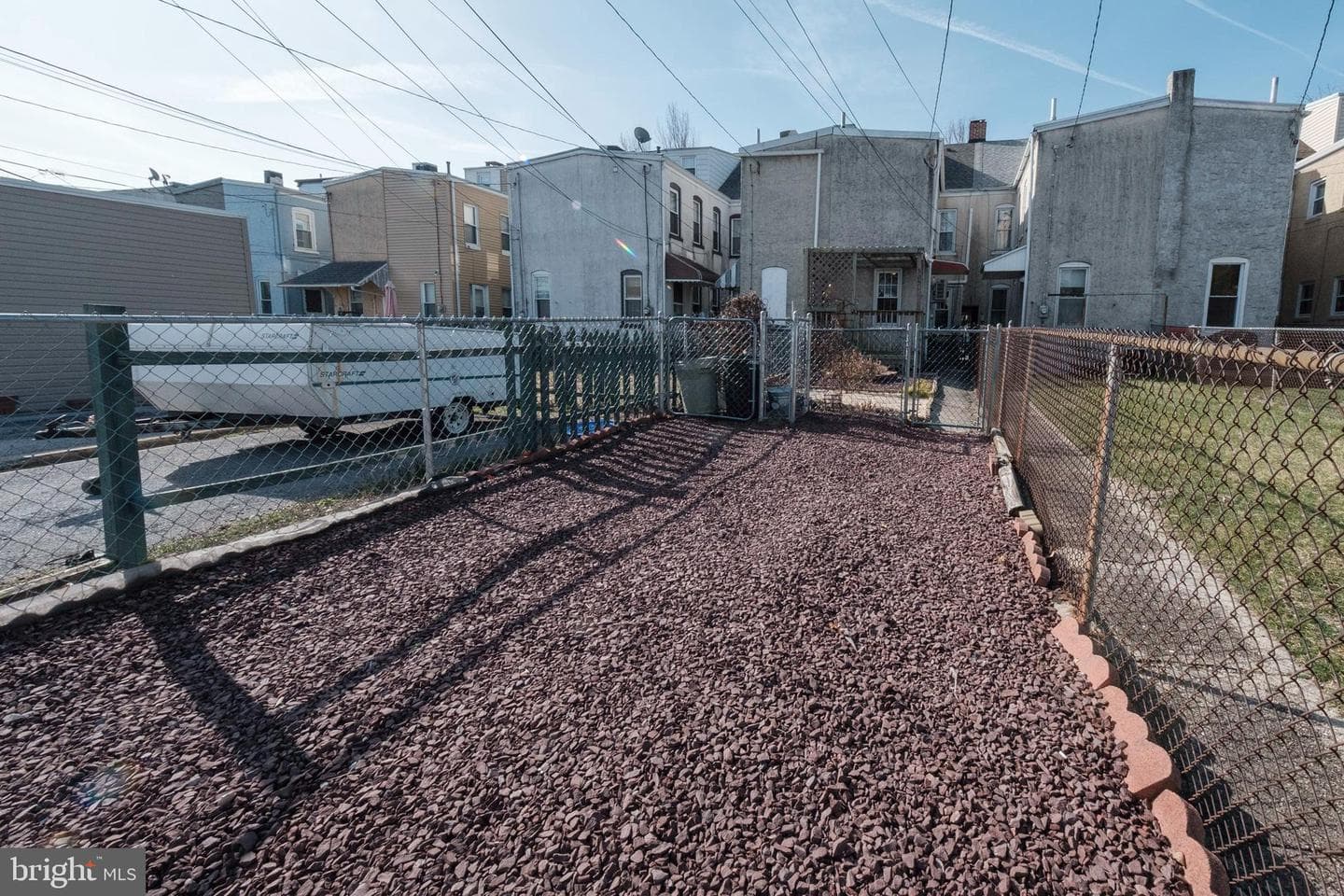 325 Spruce Street photo 8
