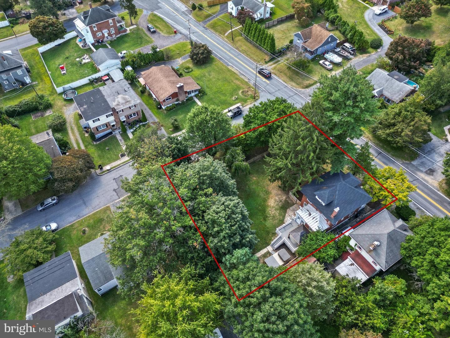 1046 Carsonia Avenue photo 49