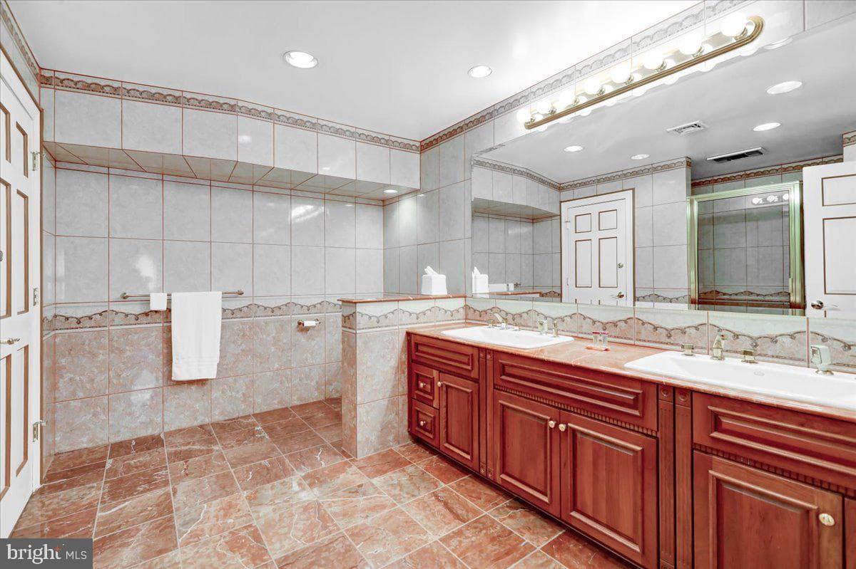 1391 Moselem Springs Road photo 16