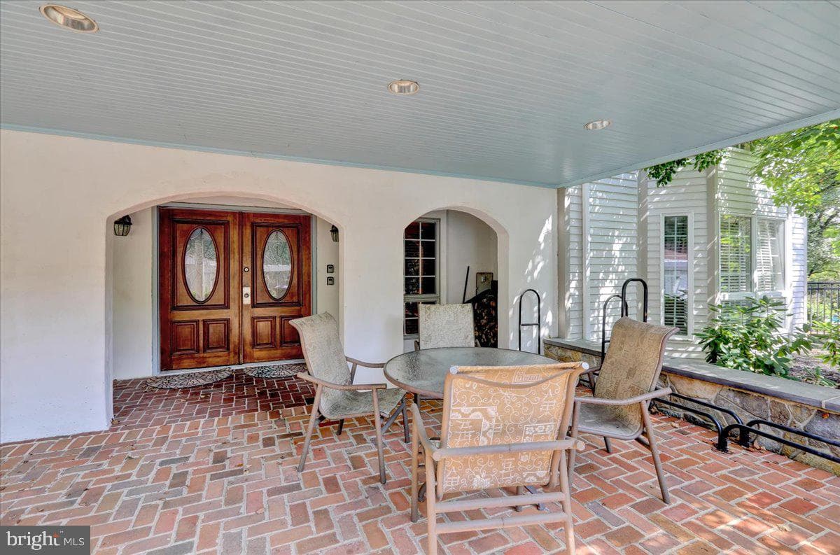 1391 Moselem Springs Road photo 37
