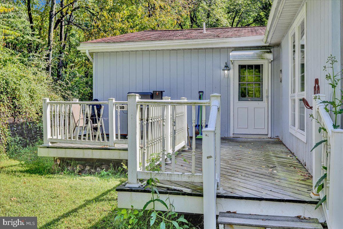 1391 Moselem Springs Road photo 43