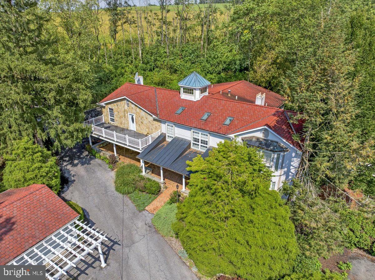 1391 Moselem Springs Road photo 62