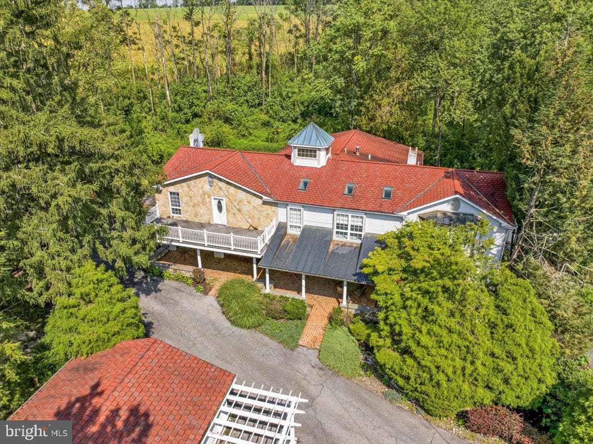1391 Moselem Springs Road photo 63