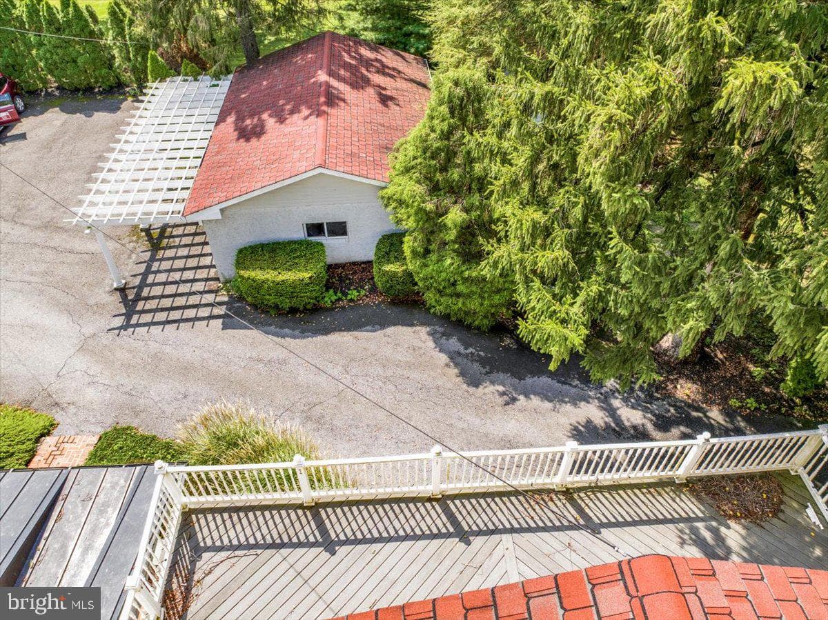 1391 Moselem Springs Road photo 66