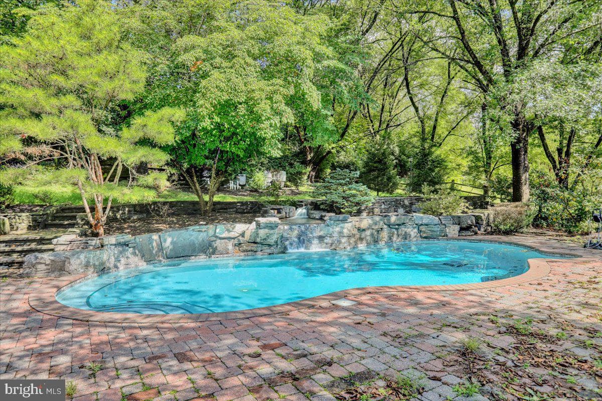 1391 Moselem Springs Road photo 72