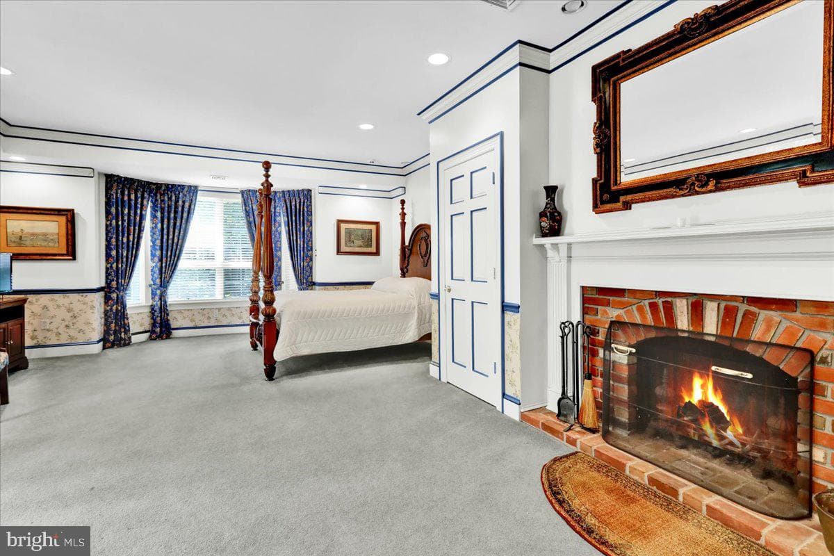 1391 Moselem Springs Road photo 9